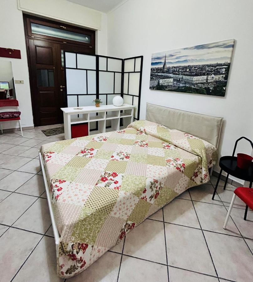 Monolocale Maria Vittoria Apartamento Turim Exterior foto